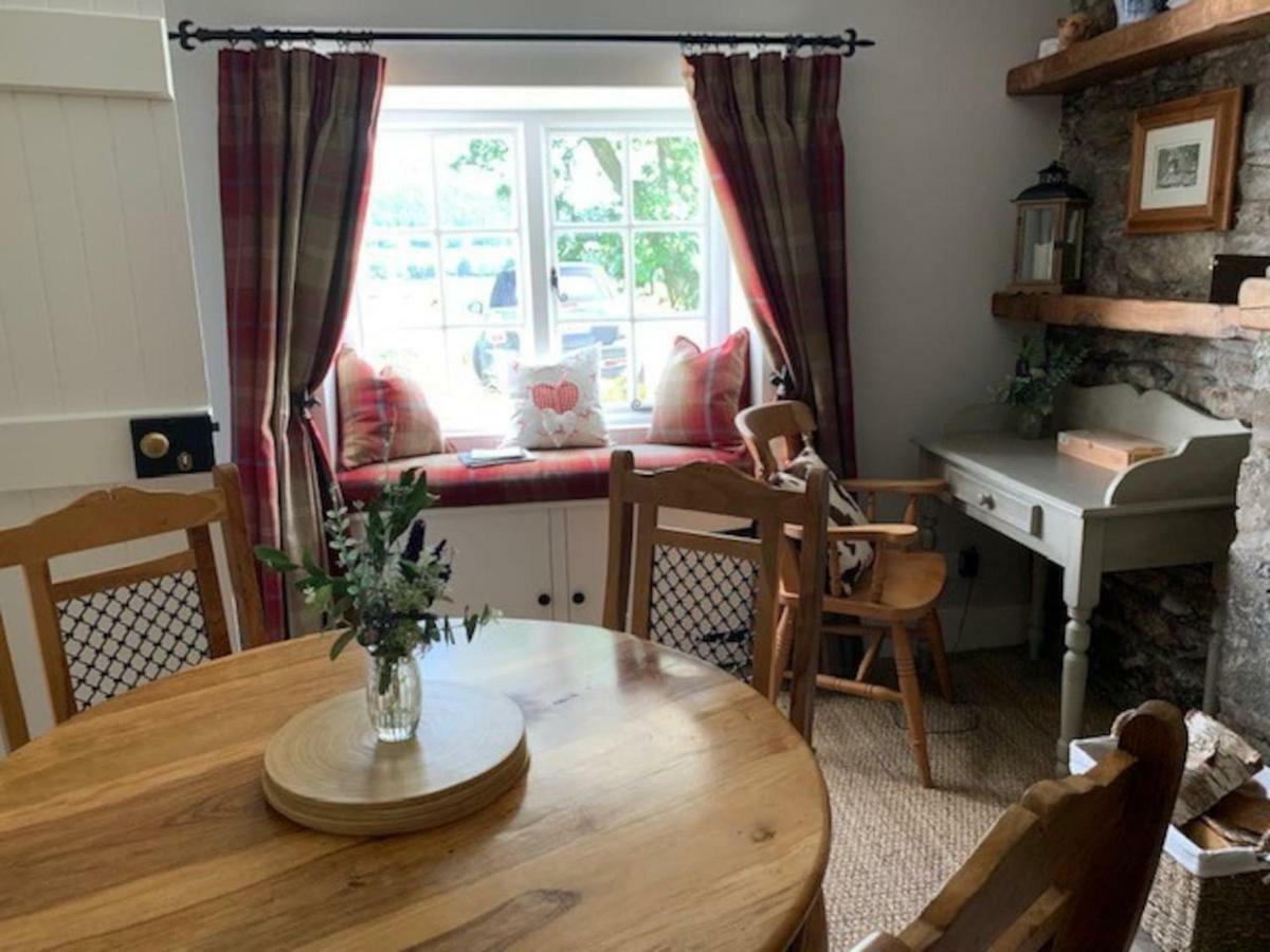 Glencroft A Fairytale Highland Cottage Aberfeldy Bagian luar foto